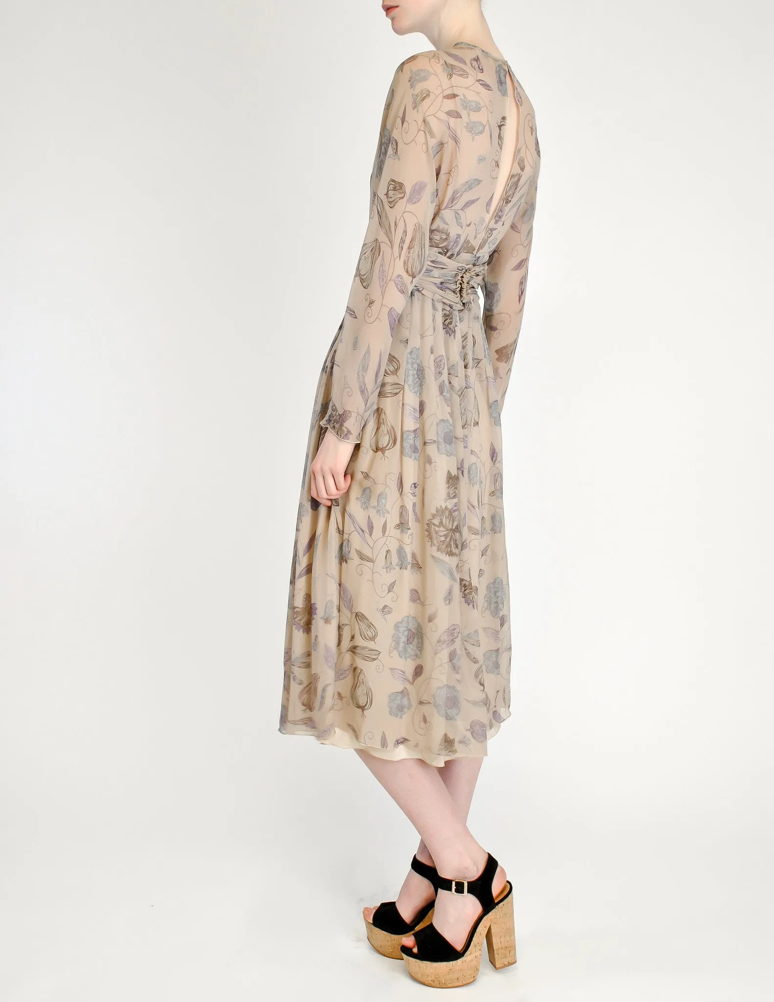 Chloé Vintage AW 1977 Gorgeous Beige Silk Chiffon Floral Harvest Print Dress