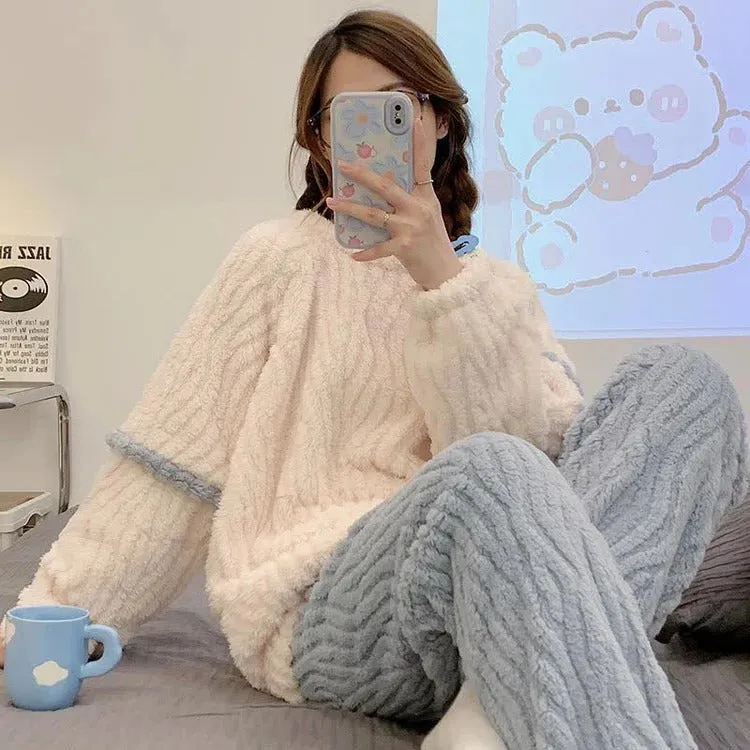 Coral Colorblock Round Collar Plush Pajamas Set