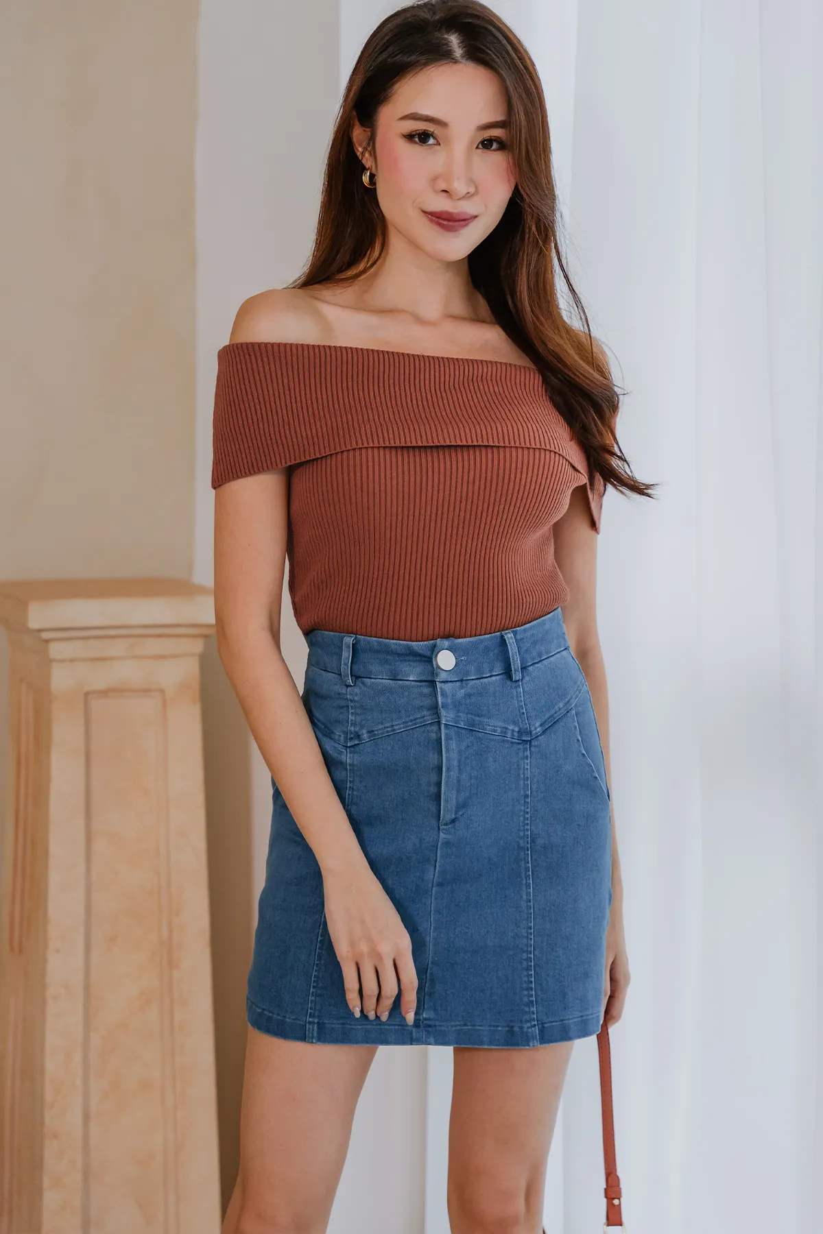 Danni Off-Shoulder Knit Top (Rust)