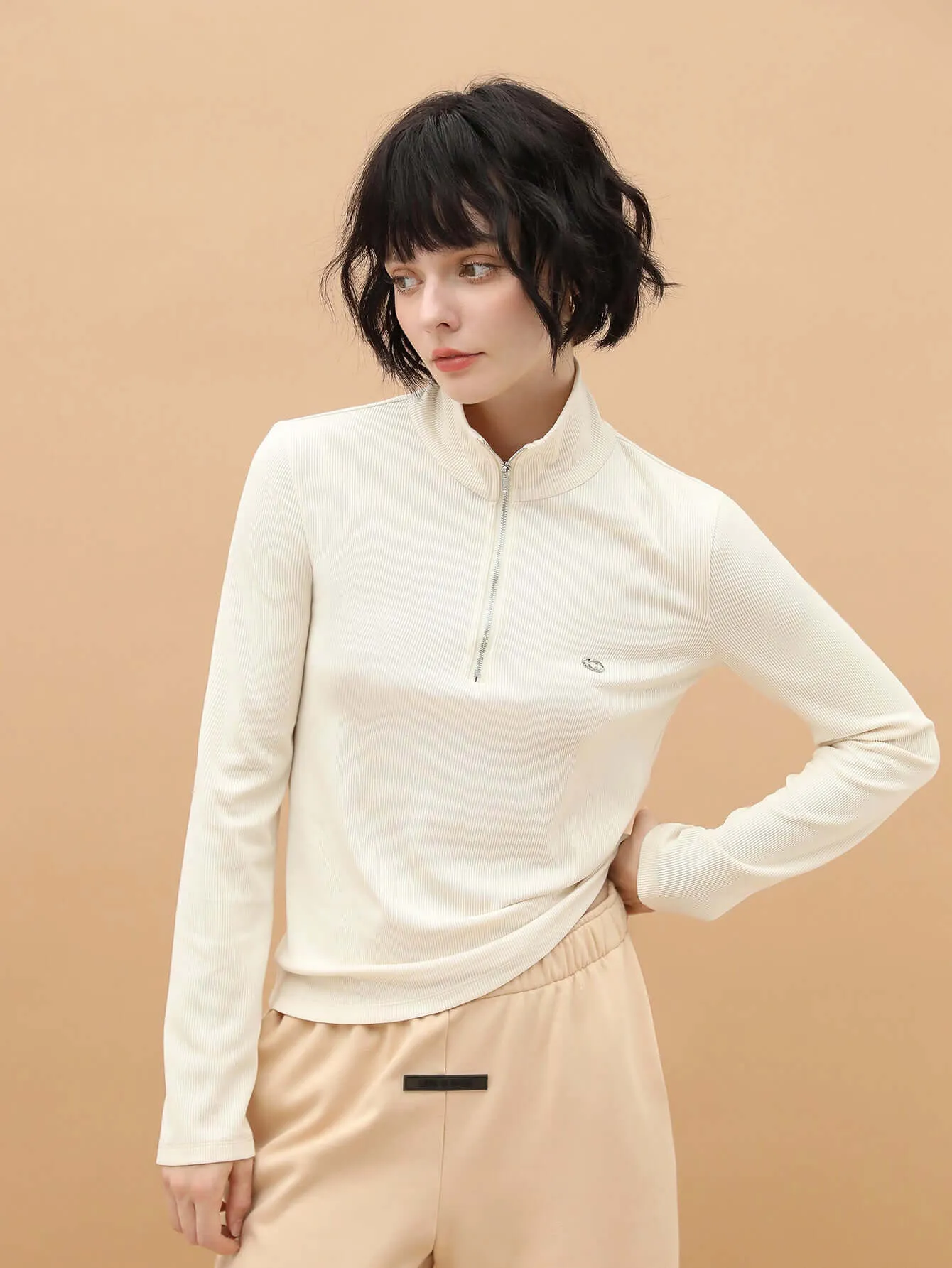 Form-Fitting Half-Zip Knit Top Shirt