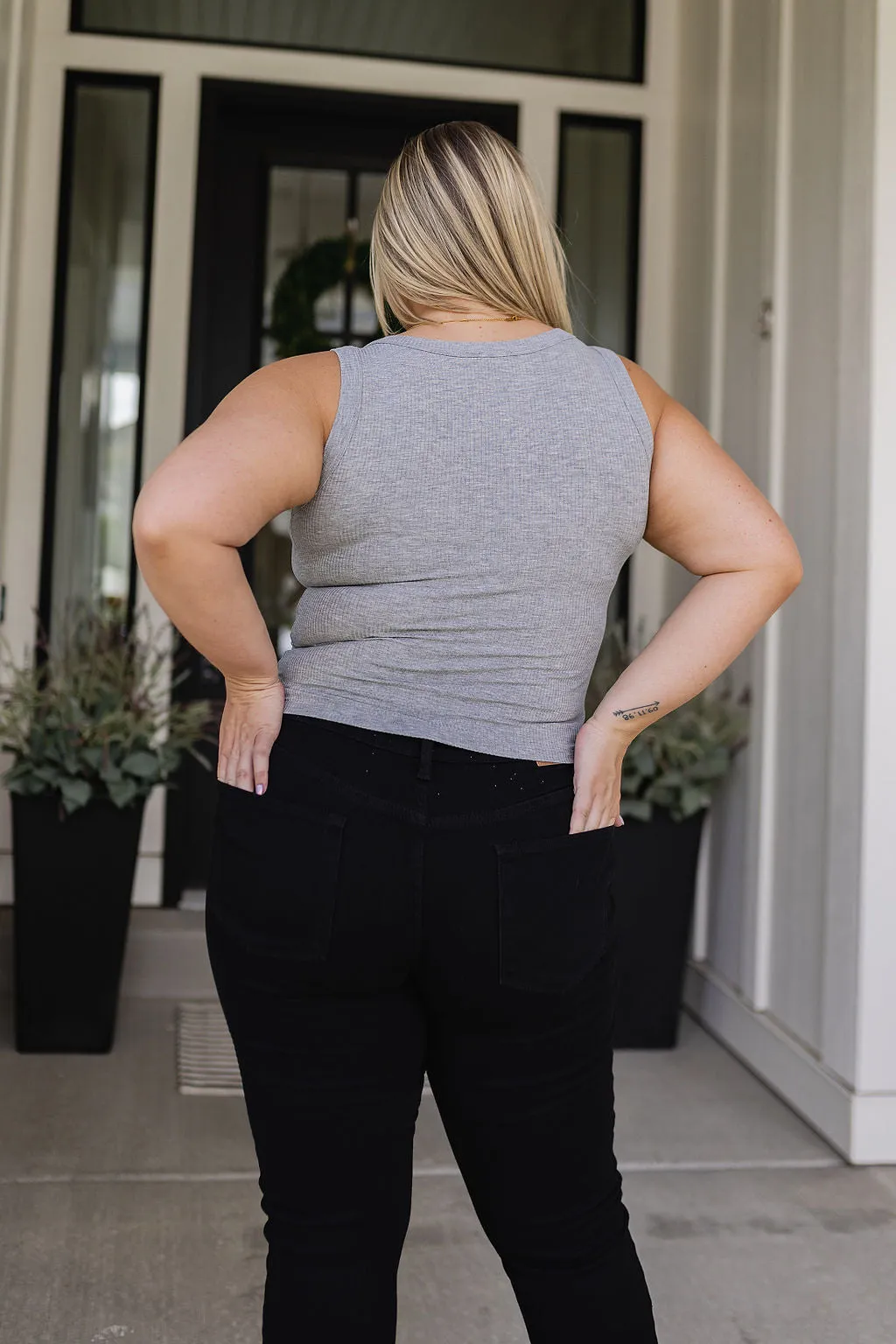 Just One More Ribbed Tank in Heather Grey - Yelete