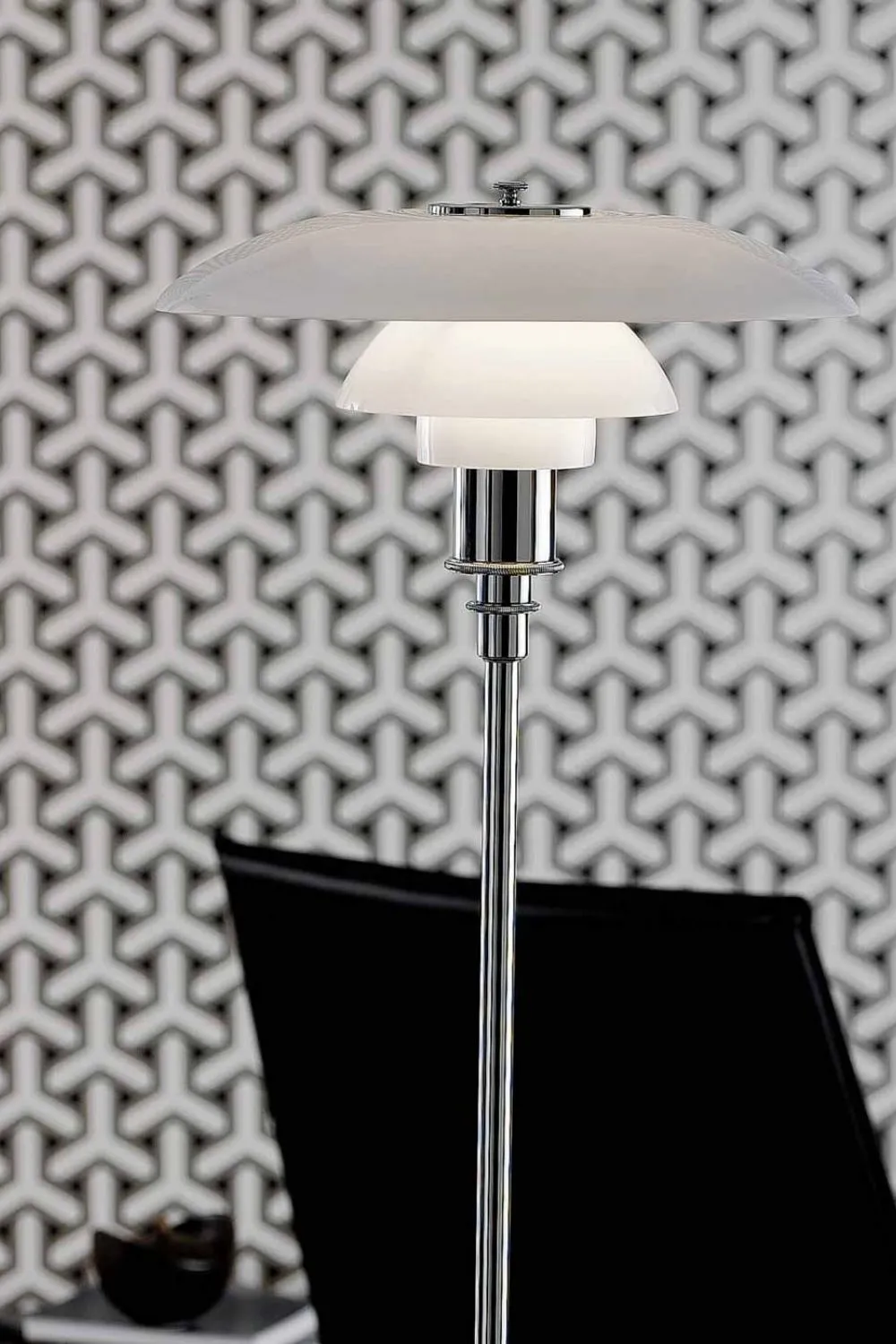 PH 3½-2½ Glass Floor Lamp