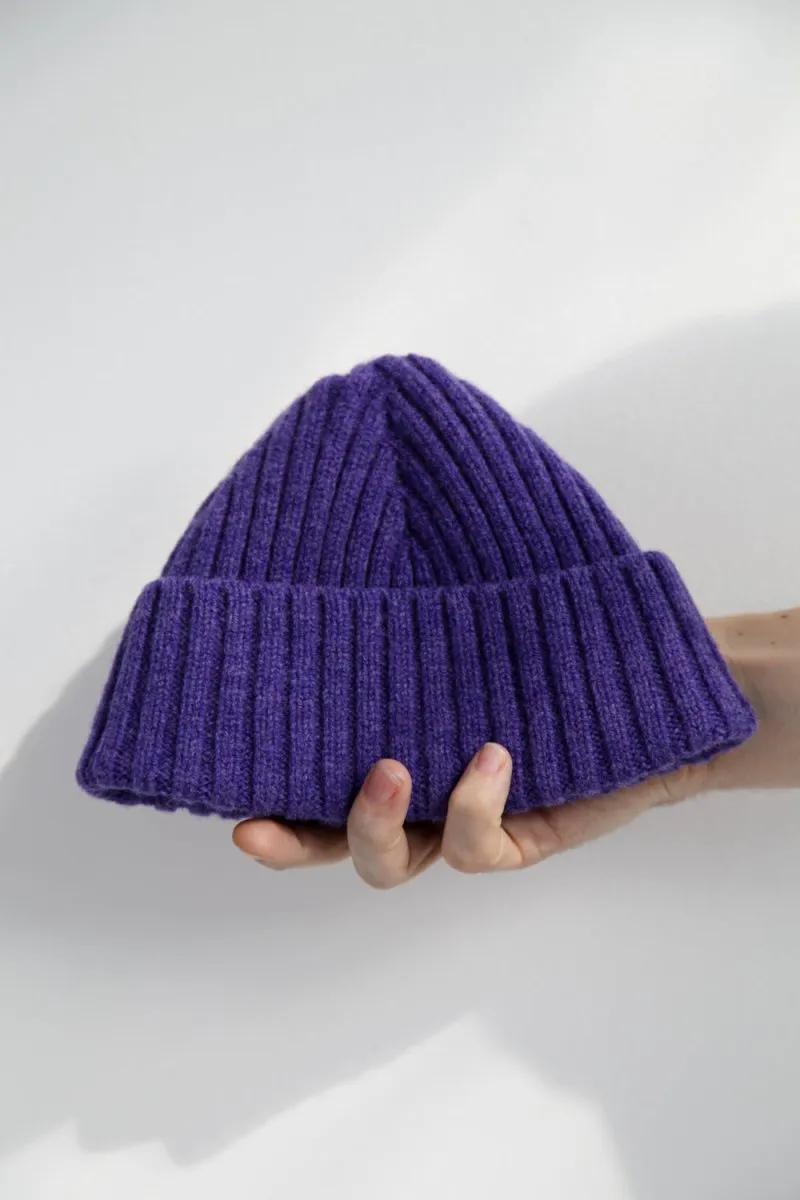 Super-Soft Lambswool Fisherman Beanie - Heliotrope Purple