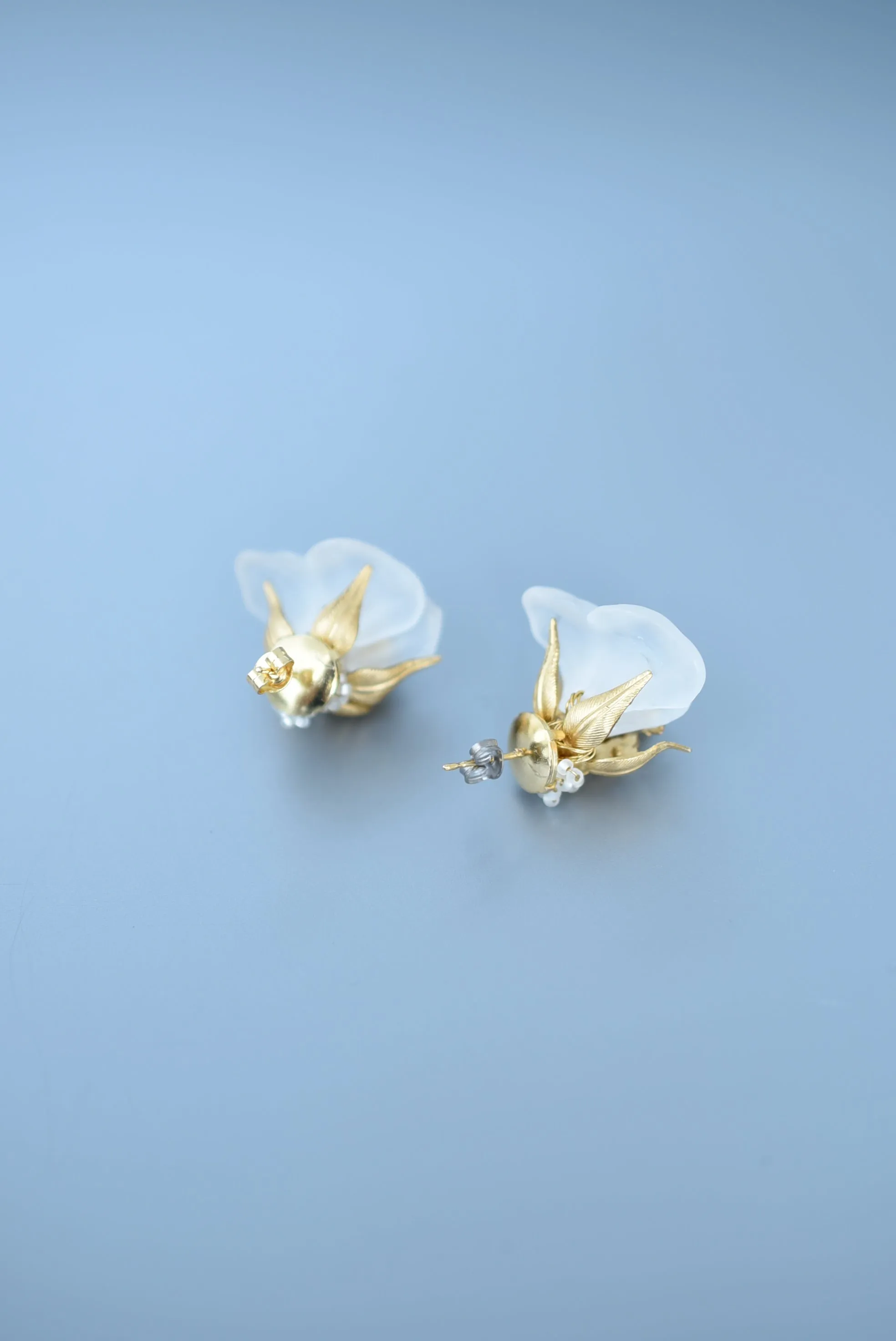 sweet pea petal earring