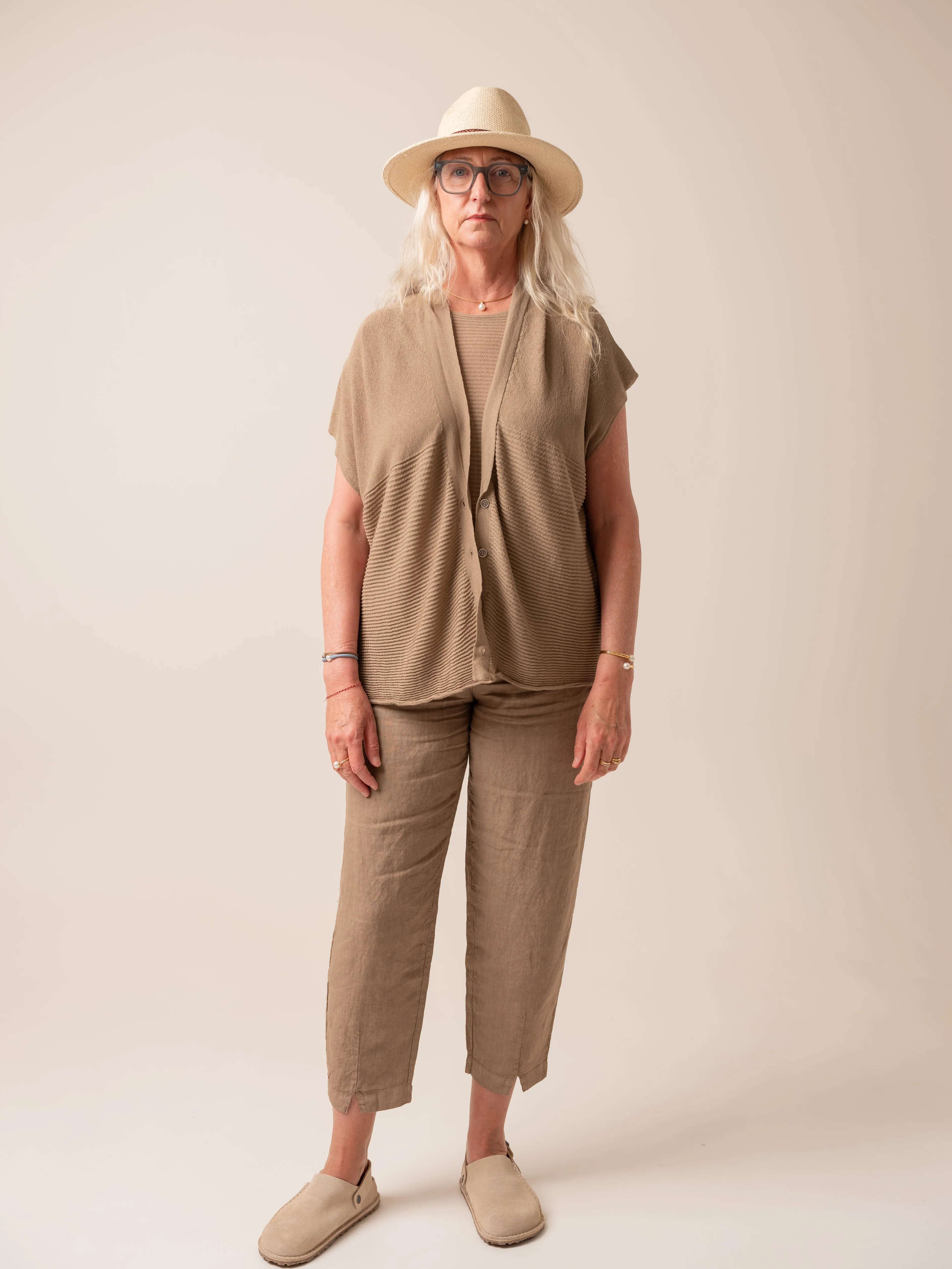 Transit Par Such Light weight Knit Top in Clay