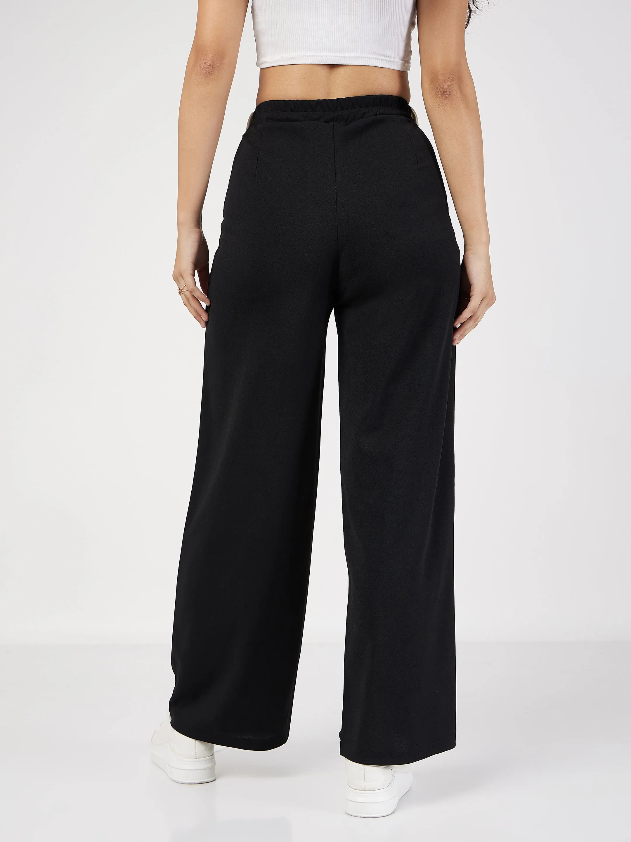 Women Black Contrast Waistband Cargo Pants